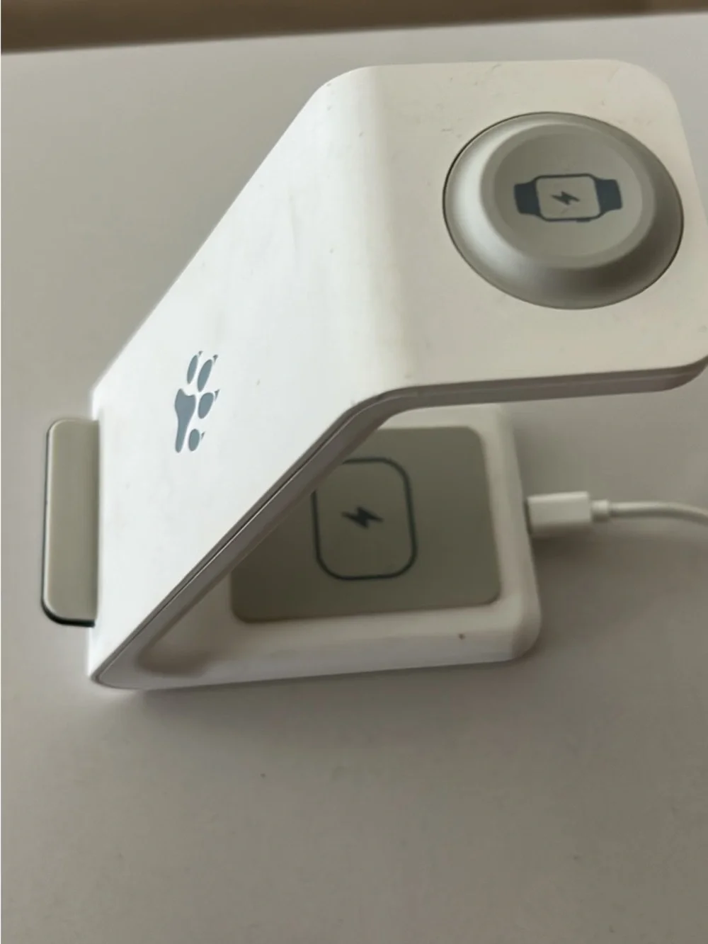 White Wireless Charging Stand with Apple Watch Dock
